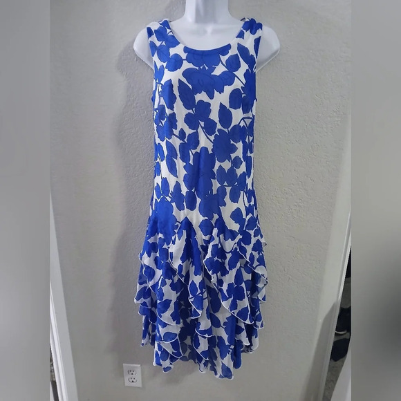 💚5/$25 Chadwick's Of Boston Blue & White Floral Print Midi Ruffled Dress Size 6 - Picture 1 of 8